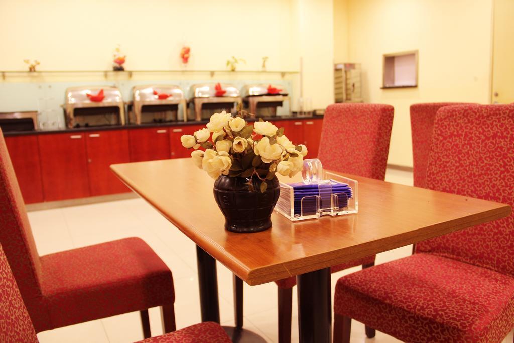 Hanting Hotel Beijing Capital Airport Shunyi Exteriör bild